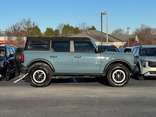 2021 Ford Bronco Black Diamond