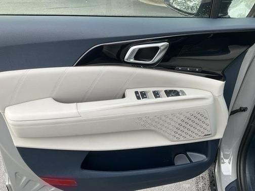 2025 Kia Carnival SX Prestige