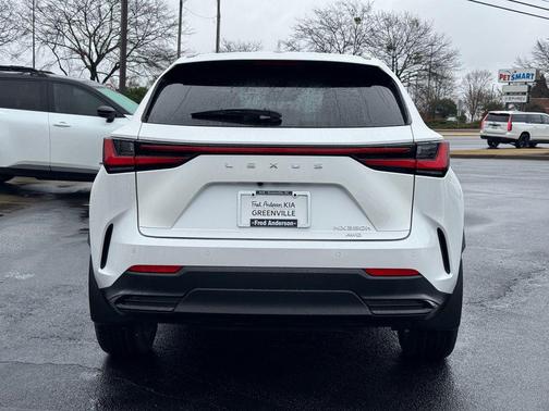 2025 Lexus NX 350h Premium