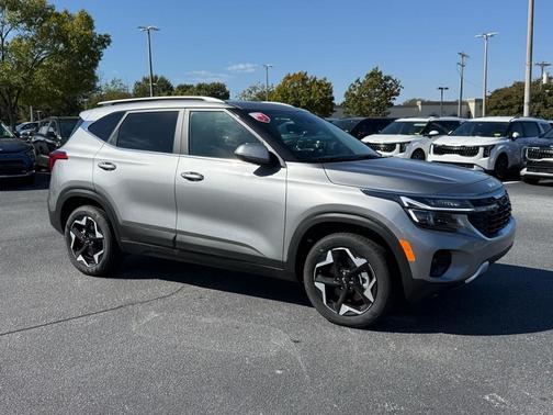 2025 Kia Seltos EX