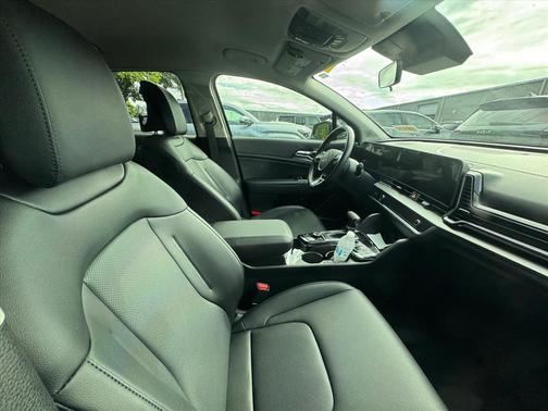 Gravity Gray 2023 Kia Sportage EX