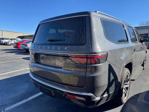 2023 Jeep Wagoneer L Series I 4x4