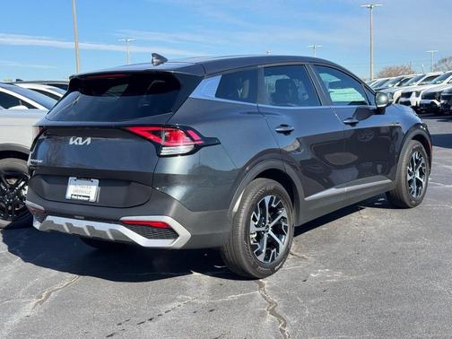 2024 Kia Sportage EX