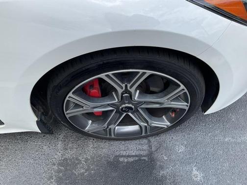 2019 Kia Stinger GT2