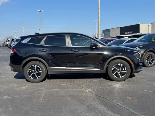 Fusion Black 2024 Kia Sportage Hybrid LX