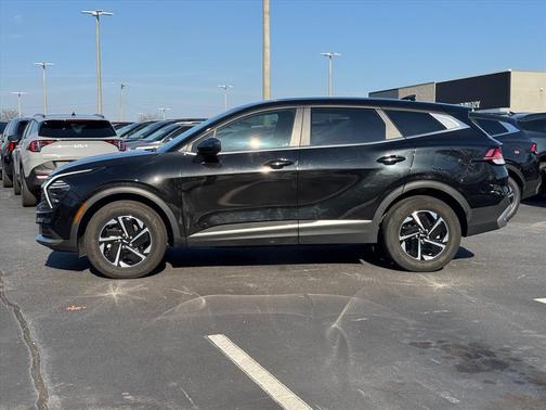 Fusion Black 2024 Kia Sportage Hybrid LX