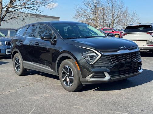 2024 Kia Sportage Hybrid LX