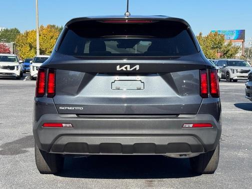 2023 Kia Sorento LX