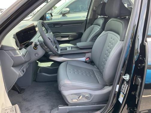 2026 Kia EV9 Land