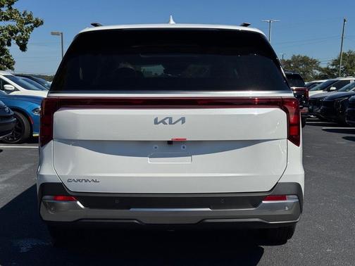 2026 Kia Carnival SX