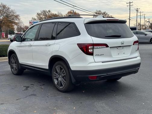 2022 Honda Pilot AWD Sport