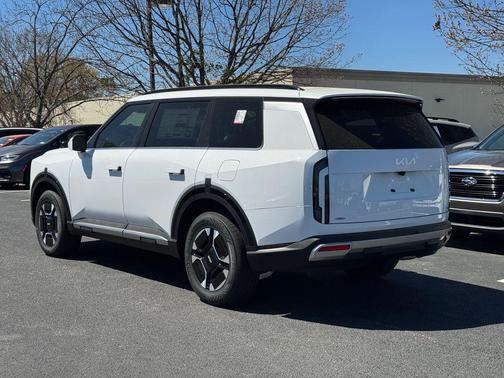 Glacial White Pearl 2027 Kia Telluride Hybrid EX