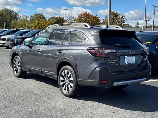2025 Subaru Outback Touring XT