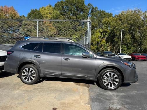 2025 Subaru Outback Touring XT