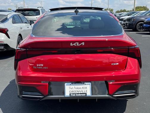 2026 Kia K5 GT-Line