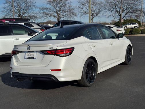 2021 Nissan Sentra SR