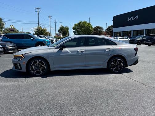 2026 Kia K5 GT-Line