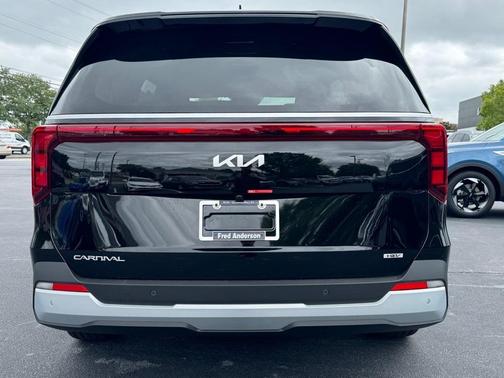 2026 Kia Carnival Hybrid EX