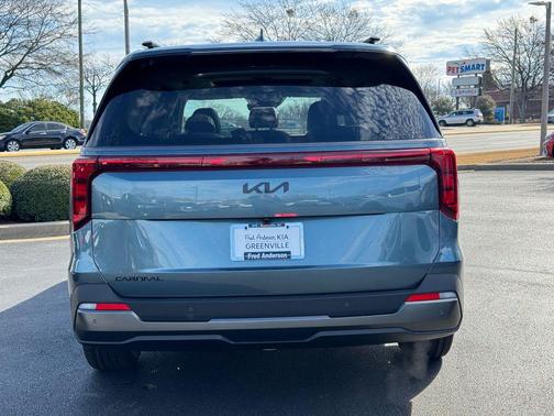 2026 Kia Carnival SX