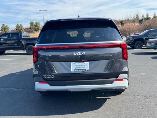 2026 Kia Carnival LXS