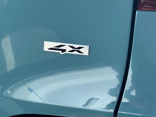 Blue 2026 Kia Seltos EX