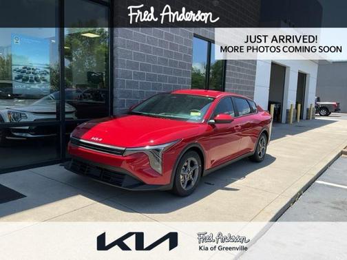 2025 Kia K4 LXS