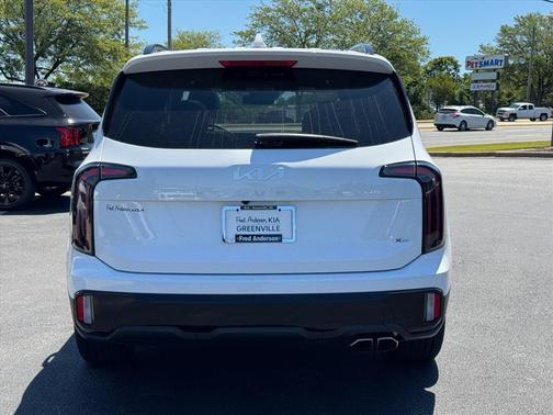 Glacial White Pearl 2024 Kia Telluride SX X-Pro