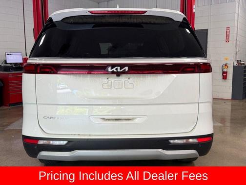 Snow White Pearl 2024 Kia Carnival LX