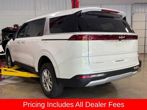 Snow White Pearl 2024 Kia Carnival LX