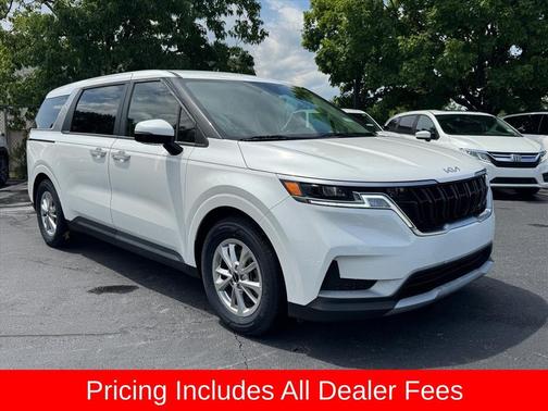 Snow White Pearl 2024 Kia Carnival LX