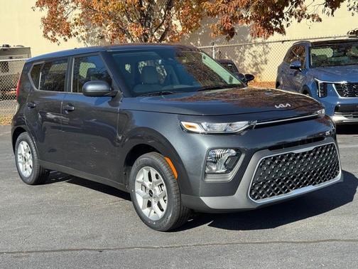 2022 Kia Soul LX