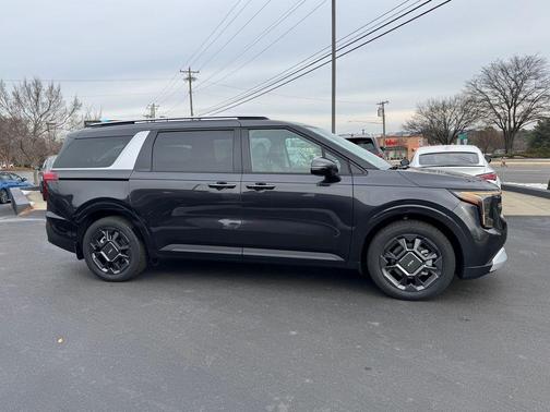 Panthera Metal 2026 Kia Carnival Hybrid EX