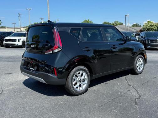 2025 Kia Soul S