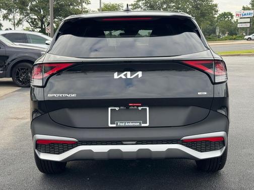2025 Kia Sportage Hybrid LX