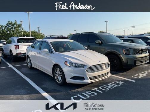 2013 Ford Fusion SE