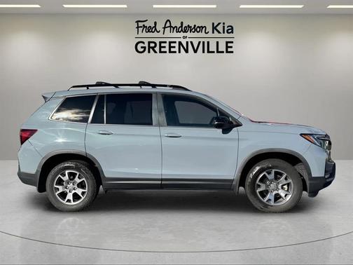 2022 Honda Passport AWD TrailSport