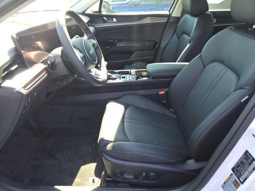 2025 Kia K5 EX