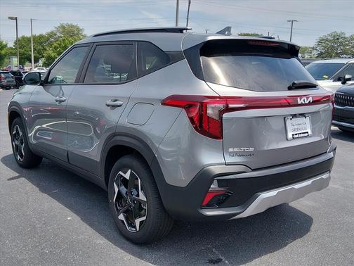 Steel Gray 2025 Kia Seltos S