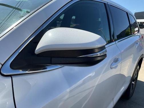 2019 Toyota Highlander LE Plus