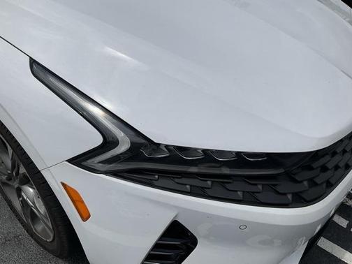 2022 Kia K5 EX