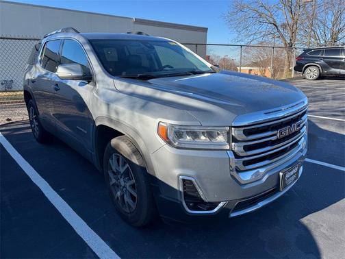2023 GMC Acadia AWD SLT