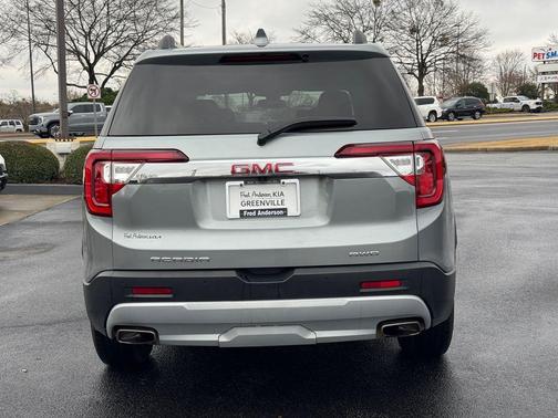 2023 GMC Acadia AWD SLT