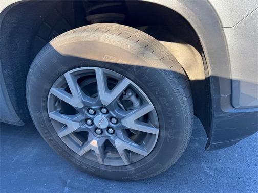 2023 GMC Acadia AWD SLT