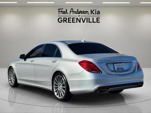 2015 Mercedes-Benz S-Class S 550