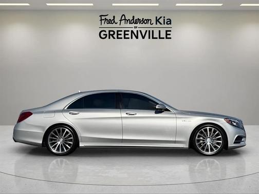 2015 Mercedes-Benz S-Class S 550
