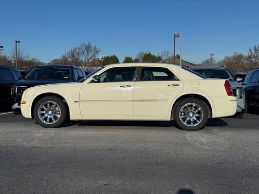 2010 Chrysler 300 Touring/Signature/Executive Series