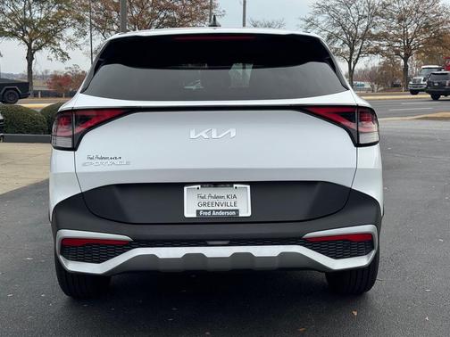 2024 Kia Sportage EX