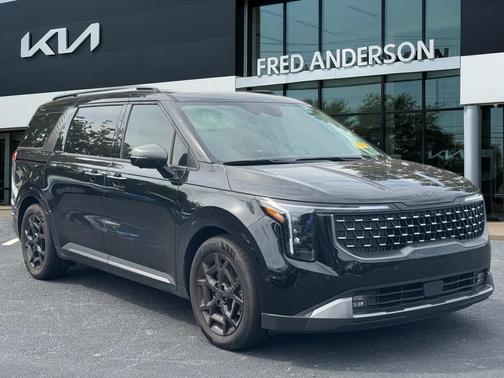 2025 Kia Carnival SX