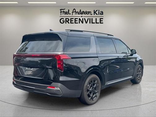 2025 Kia Carnival SX