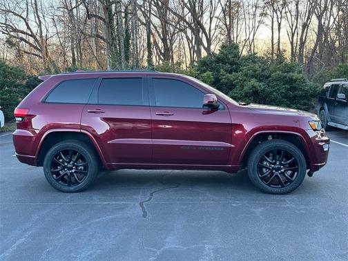 2018 Jeep Grand Cherokee Altitude